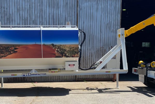 demountable for a stationary compactor
